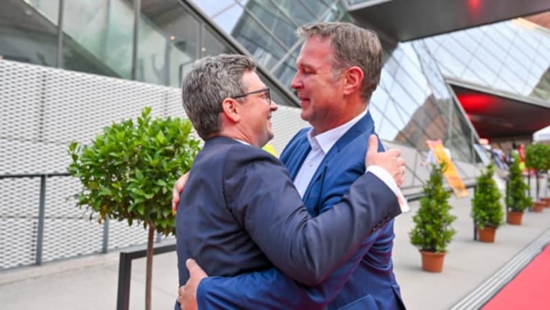 Zwischen Michael Lindner (li.) und Andreas Babler gibt es gelegentlich ein eingeres Naheverhältnis. (Bild: © Harald Dostal / 2023)