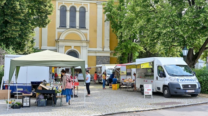 Als klein aber fein gilt der Wochenmarkt (immer Donnerstag) in Kleinmünchen.