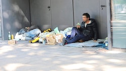 Vor allem Obdachlose die alleine schlafen, sind gefährdet. (Bild: Krone KREATIV, Martin Jöchl)