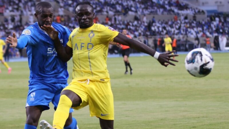 Sadio Mane (rechts) im Al-Nassr-Dress (Bild: AP)