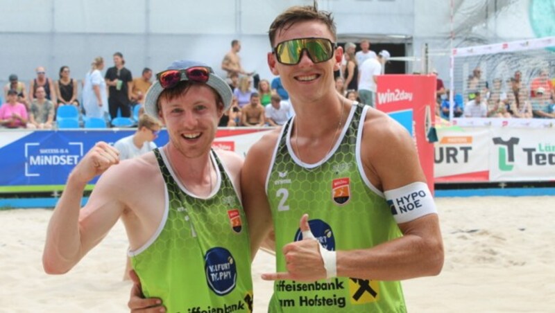 Nach der Zwischenrunde konnten Jakob Reiter (l.) und Laurenc Grössig noch jubeln. (Bild: Peter Weihs/Kronenzeitung)