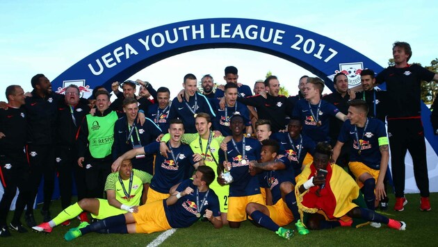 2017 führte der heutige BVB-Coach Marco Rose die jungen Salzburger zum Youth League-Triumph. (Bild: GEPA pictures)