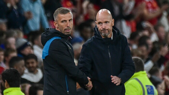 Der gefrustete Gary O‘Neil (links) beim Handshake mit United-Trainer Erik ten Hag