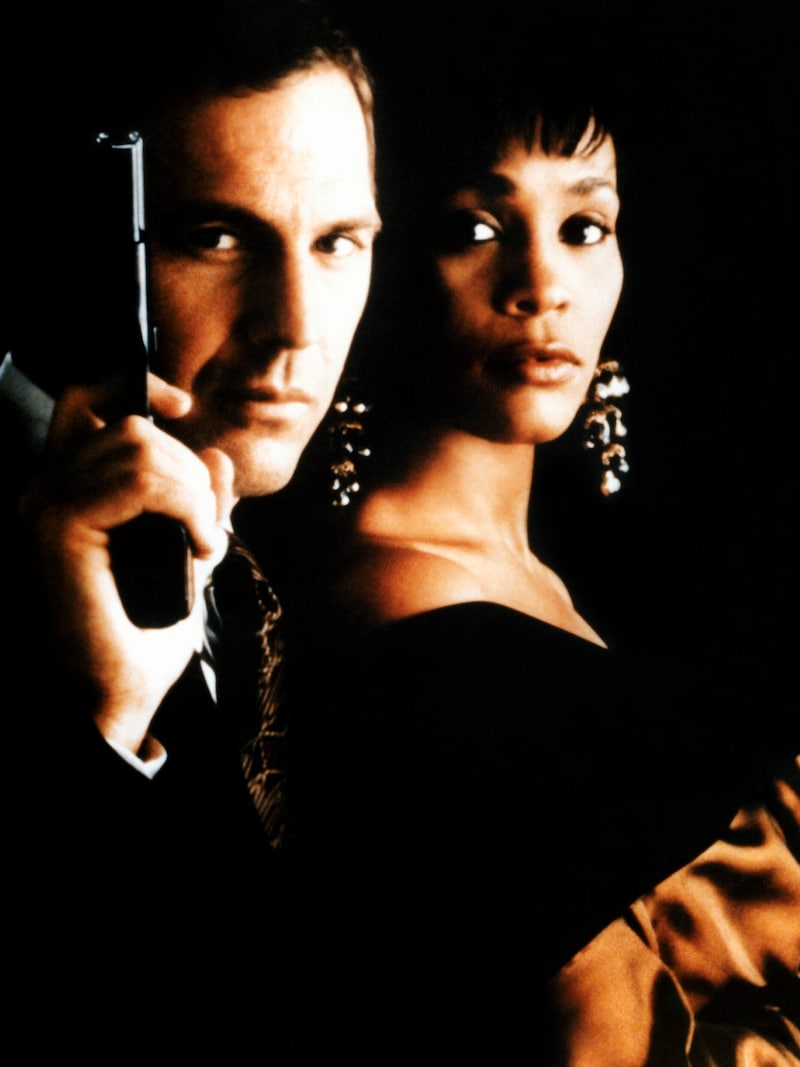 Kevin Costner wollte niemand anderes als Whitney Houston für „Bodyguard“. (Bild: ©Warner Bros / Everett Collection / picturedesk.com)