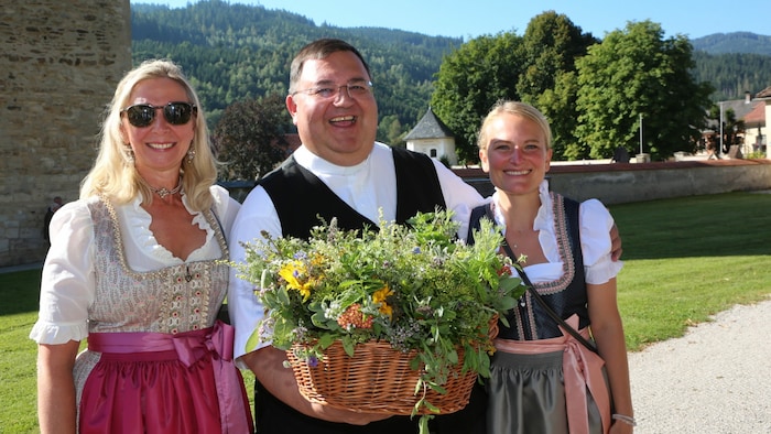 Monsignore Kalidz hielt die Festmesse ab.