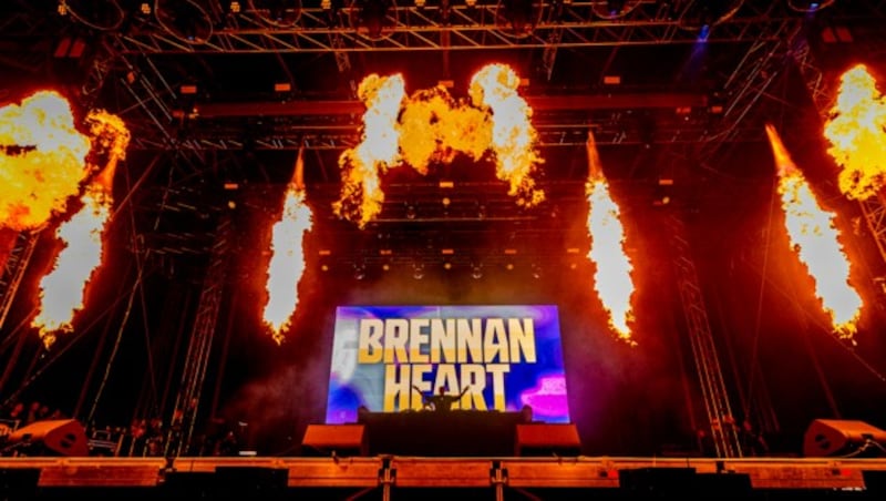 Hardstyle-Feuer aus allen Rohren: der Niederländer Brennan Heart (Bild: Andreas Graf)