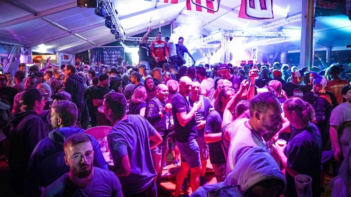 Die ersten Partys am Donnerstag liefen ohne Vorkommnisse ab.