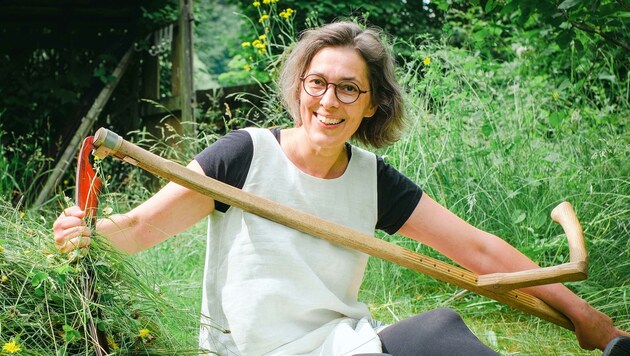 Hedda Malicky: „Mäht man mit der Sense, bleiben alle Insekten am Leben.“