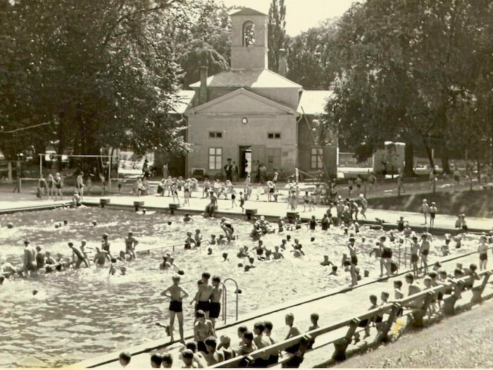 Eröffnet wurde das Parkbad 1953.