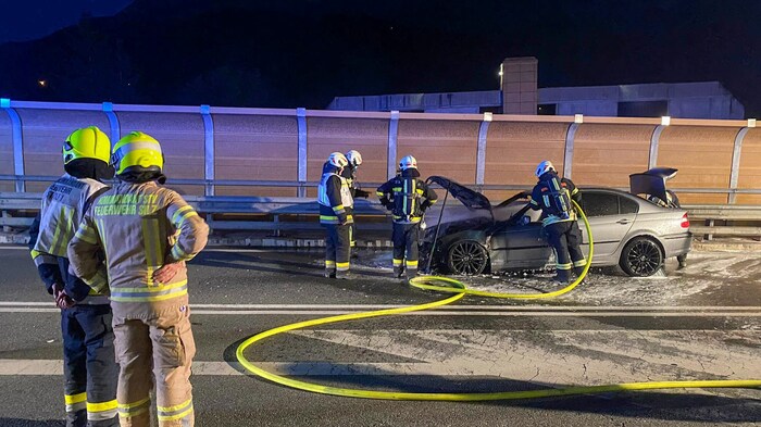 Die Feuerwehr konnte den Brand schnell unter Kontrolle bringen und löschen.
