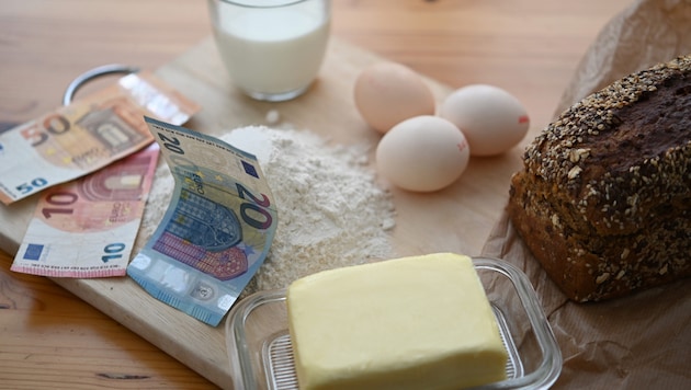 Staple foods such as eggs, bread and milk continue to be massively affected by inflation. (Bild: APA/BARBARA GINDL)