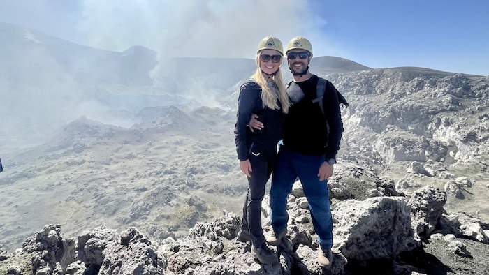Corinna Kamper und Danilo Campisi sind jetzt offiziell „fix zamm“.