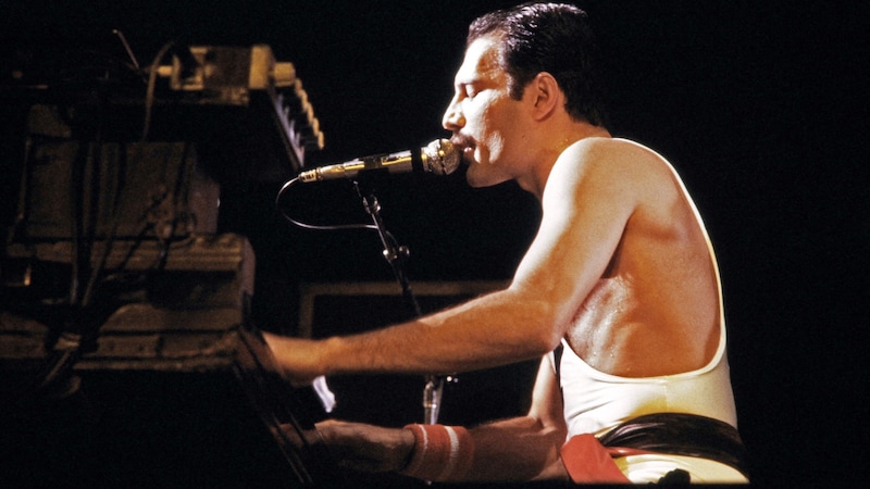 „Queen“-Frontman Freddie Mercury starb 1991 an Aids (Bild: APA/AFP/JEAN-CLAUDE COUTAUSSE)