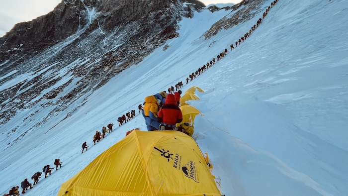 Am Mount Everest herrscht inzwischen reger Betrieb.