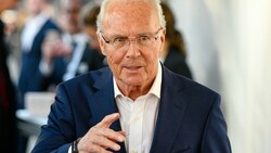 Franz Beckenbauer im Jahr 2019 (Bild: APA/AFP/SASCHA SCHUERMANN)