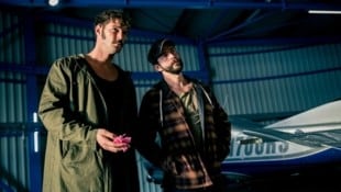 Nach dem Erfolg der Action-Komödie „Pulled Pork“ geht es im Oktober mit der Fortsetzung „Neo Nuggets – Eine Pulled Pork Komödie“ weiter. (Bild: © 2023 Constantin Film Österreich)
