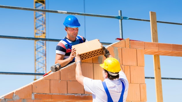 Low-interest provincial loans should make it easier to build houses. (Bild: Kzenon - stock.adobe.com)