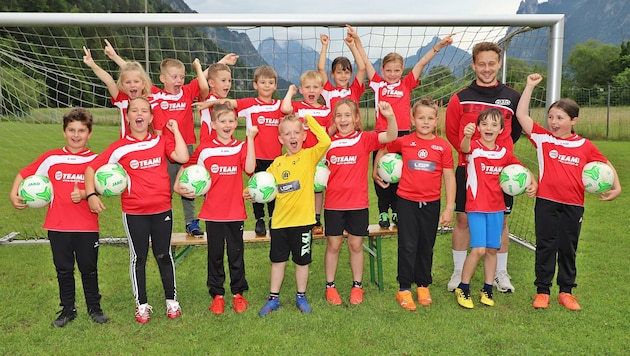 Die Kids im Herwig-Drechsel-Fußballcamp in Ebensee (Bild: Hörmandinger Reinhard)