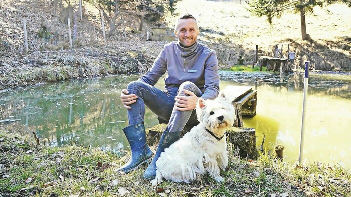 Auf Hündchen Luigi und sein Paradies in Fernitz muss Jantscher bald verzichten.