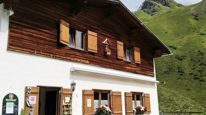 In der Alpe Rossfall wird eingekehrt.
