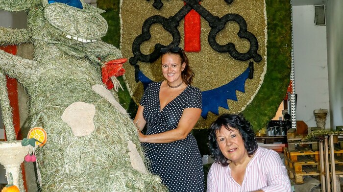 Christiane Huber vom Tourismusverband und Anita Höll vom HeuART-Verein freuen sich auf den ...