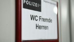 Die Zahl der Asylanträge ist aber laut Innenministerium im langjährigen Vergleich nach wie vor auf hohem Niveau. (Bild: APA/ROBERT JAEGER)
