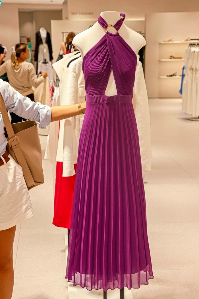 Kleid von ZARA für unter 50 Euro