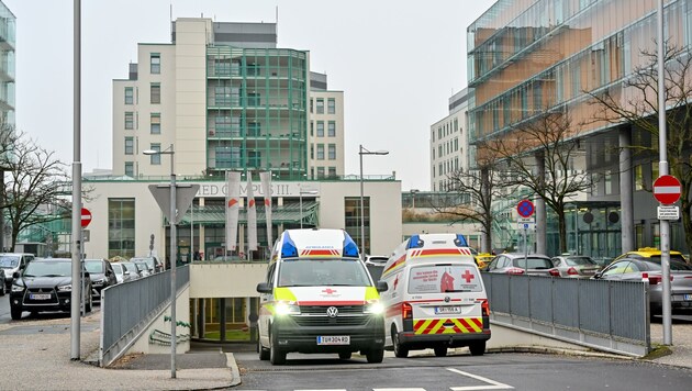 Das Uniklinikum muss derzeit vermehrt Patienten aus anderen Regionen aufnehmen. (Bild: Dostal Harald)