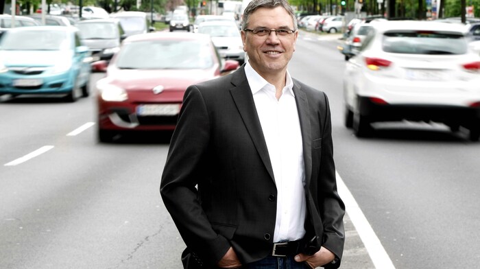 Bei Ortschef Erich Rippl häufen sich die Beschwerden über die vielen Baustellen.