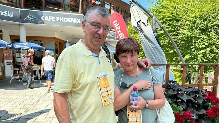 Jürgen und Gabi Schneider aus Dresden saßen gut zweieinhalb Stunden in dern Gondel fest.