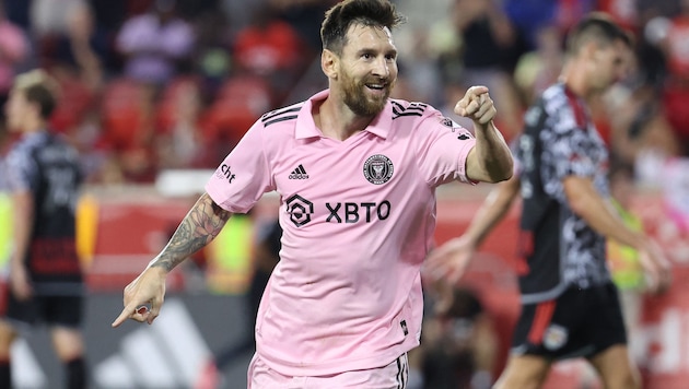 Geht Lionel Messi schon bald gemeinsam mit Luis Suarez auf Torejagd? (Bild: APA/Getty Images via AFP/GETTY IMAGES/AL BELLO)