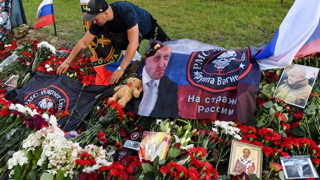 In Russland wird öffentlich um Prigoschon getrauert, Wladimir Putin würde seinen Kontrahenten wohl lieber schnell in Vergessenheit geraten sehen. (Bild: AFP)