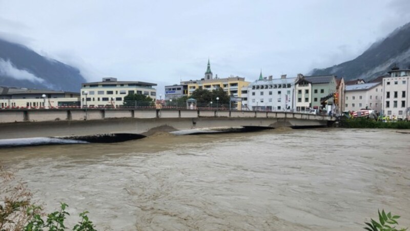 Vor allem im Tiroler Unterland - wie hier in Schwaz - ist die Situation nach wie vor prekär. (Bild: zoom.tirol)