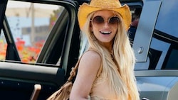 Jessica Simpson erntete für das Outfit ihrer elfjährigen Tochter Maxwell einen Shitstorm. (Bild: www.PPS.at)