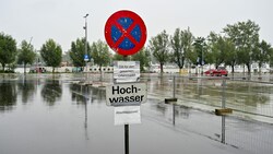 Das Urfahrmarkt-Areal in Linz wurde über Nacht gesperrt, inzwischen ist diese wieder aufgehoben. (Bild: Harald Dostal)