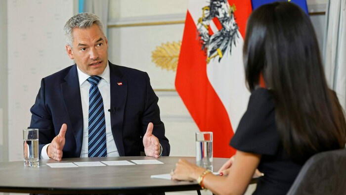 Karl Nehammer (ÖVP) im krone.tv-Sommergespräch