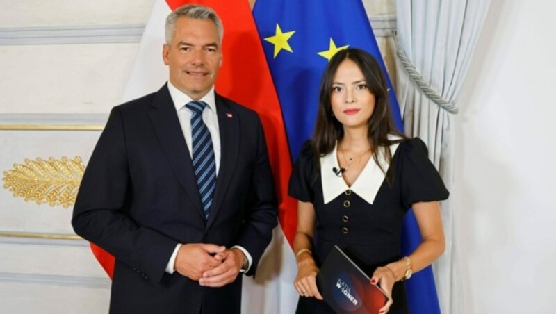 Kanzler Karl Nehammer im Sommergespräch mit Katia Wagner (Bild: Groh Klemens)