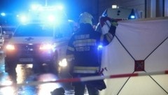 Drei Menschen wurden bei dem schweren Unfall verletzt. (Bild: Thomas Zeiler)