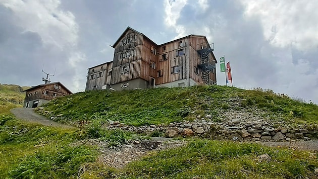 Die Neue Heilbronner Hütte ist eine der höchst gelegenen Hütten in der Verwallgruppe. (Bild: rubina bergauer)