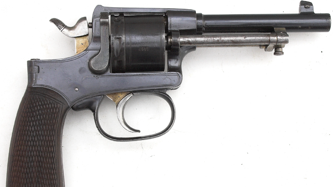 Der antike achtschüssige Revolver der Marke „Rast&Gasser“ aus dem Jahr 1898 war beim Weiterverkauf nach elf Monaten noch immer nicht im Zentralen Waffenregister (ZWR) verzeichnet. (Bild: zVg)