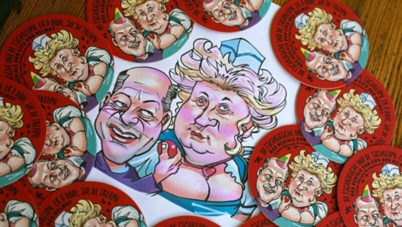 Auch die Kabarettisten von Bleiburg wurden bereits am Bierdeckel verewigt. (Bild: Evelyn Hronek Kamerawerk)
