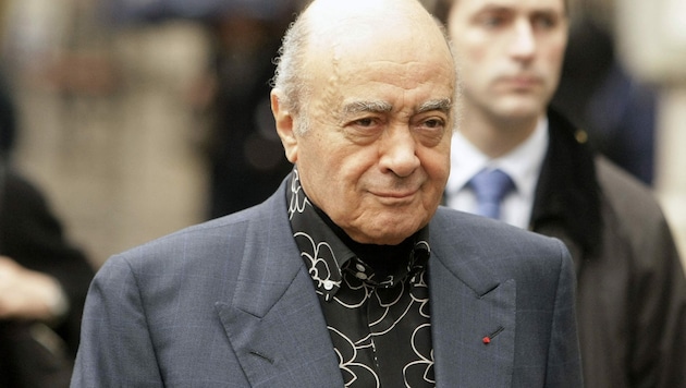 The deceased entrepreneur and Harrods owner is said to have committed sexual violence in numerous cases. (Bild: AFP)