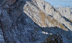 Für eine Tour am Berg (Symbolbild) war der Mann schlecht ausgerüstet.