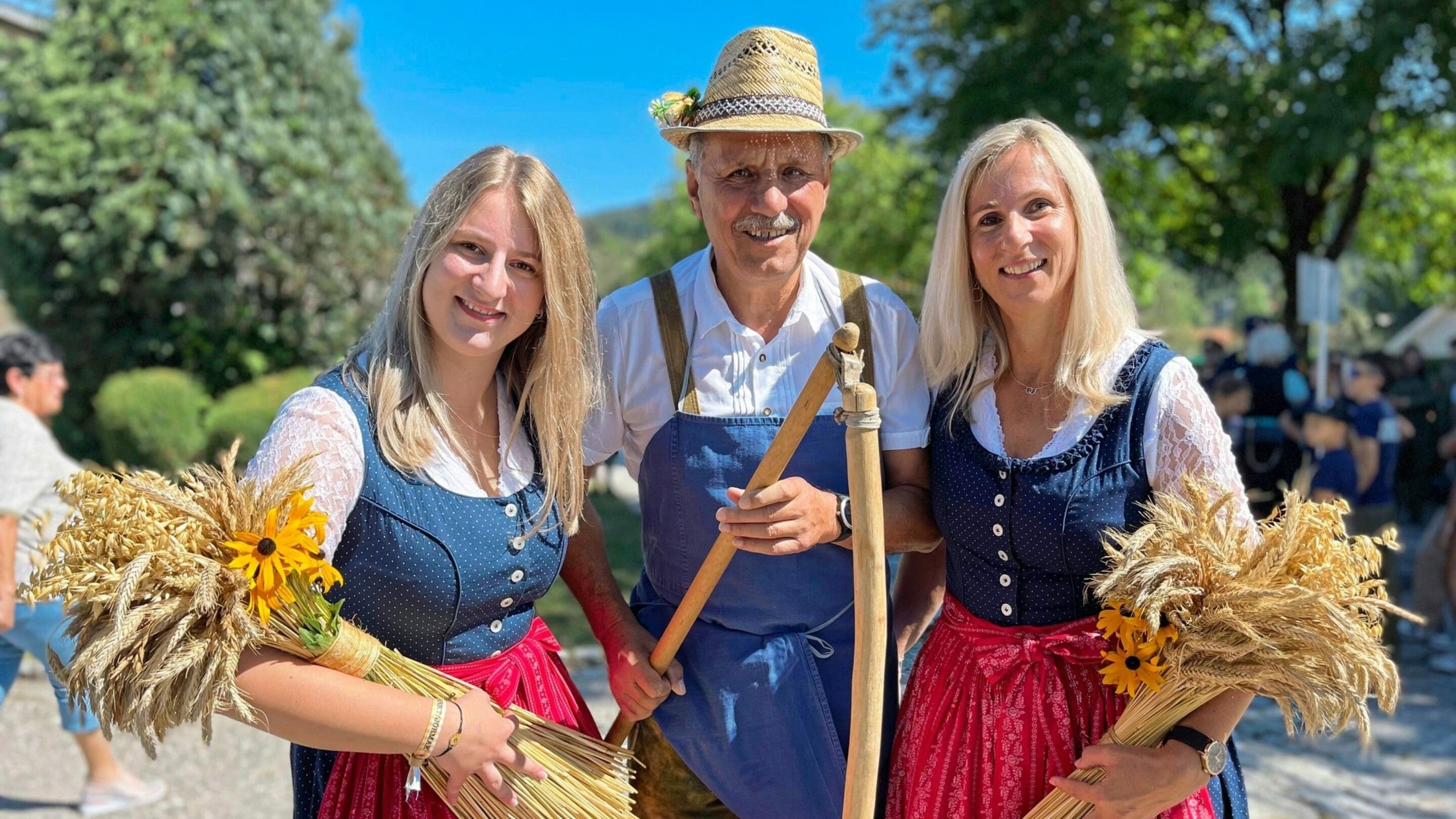 Auch die Farantbauern haben beim traditionellen Umzug mitgemacht.