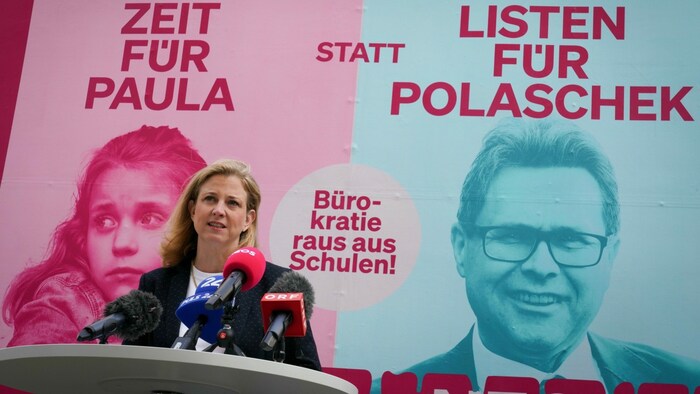 NEOS-Chefin Beate Meinl-Reisinger startete pünktlich zum Schulbeginn eine Petition gegen die ...