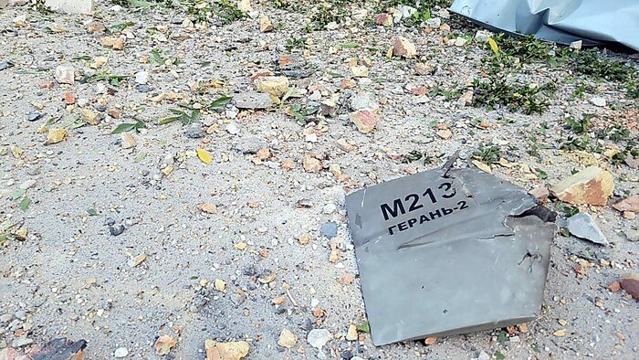 Überreste einer iranischen Shahed-Drohne, wie sie Russland gegen die Ukraine einsetzt ...