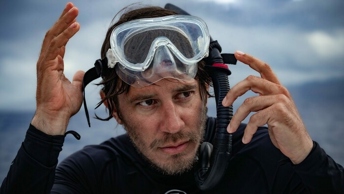 Patrick Dykstra ist seit Jahren auf den Ozeanen unterwegs und schwimmt mit den Walen.