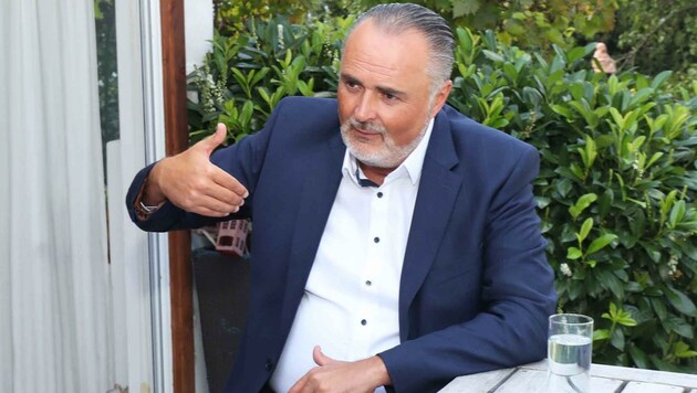 Burgenlands Landeshauptmann Hans Peter Doskozil (SPÖ) skizziert seine politischen Vorhaben (Bild: Judt Reinhard)