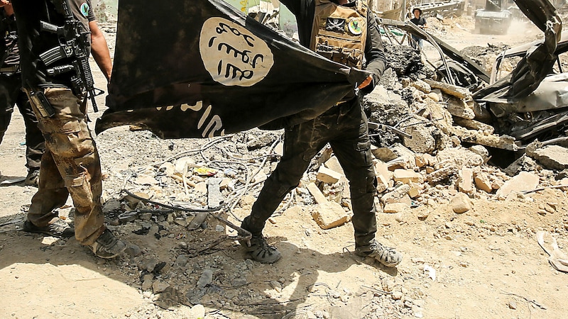 IS is celebrating a gloomy comeback - especially in the minds of young people. (Bild: APA/AFP/AHMAD AL-RUBAYE)