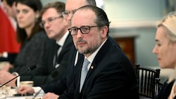 Außenminister Alexander Schallenberg während eines Treffens mit seinem US-Amtskollegen Antony Blinken im Februar 2023 (Bild: APA/AFP/POOL/Brendan SMIALOWSKI)